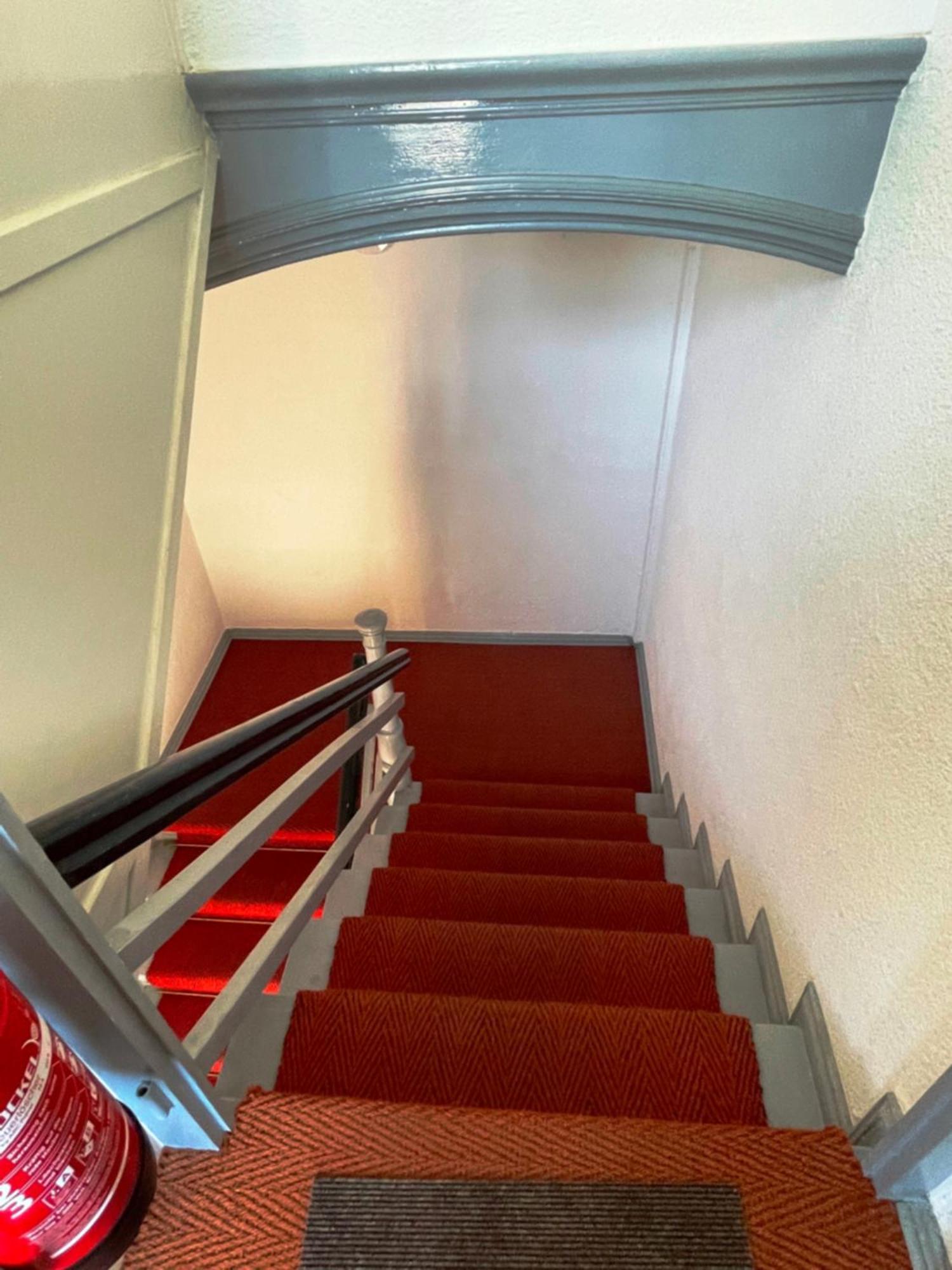 Möbliertes 1 Zimmerapartement für 3 Personen mit Bad und Küchenzeile Berlin Exterior foto